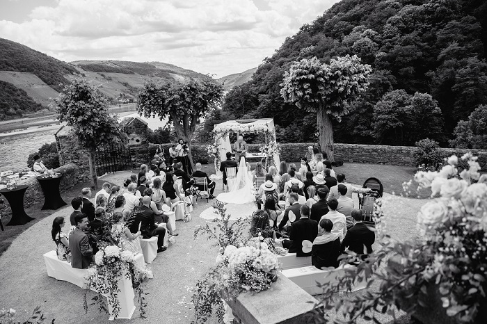 Ceremony of a couple getting married